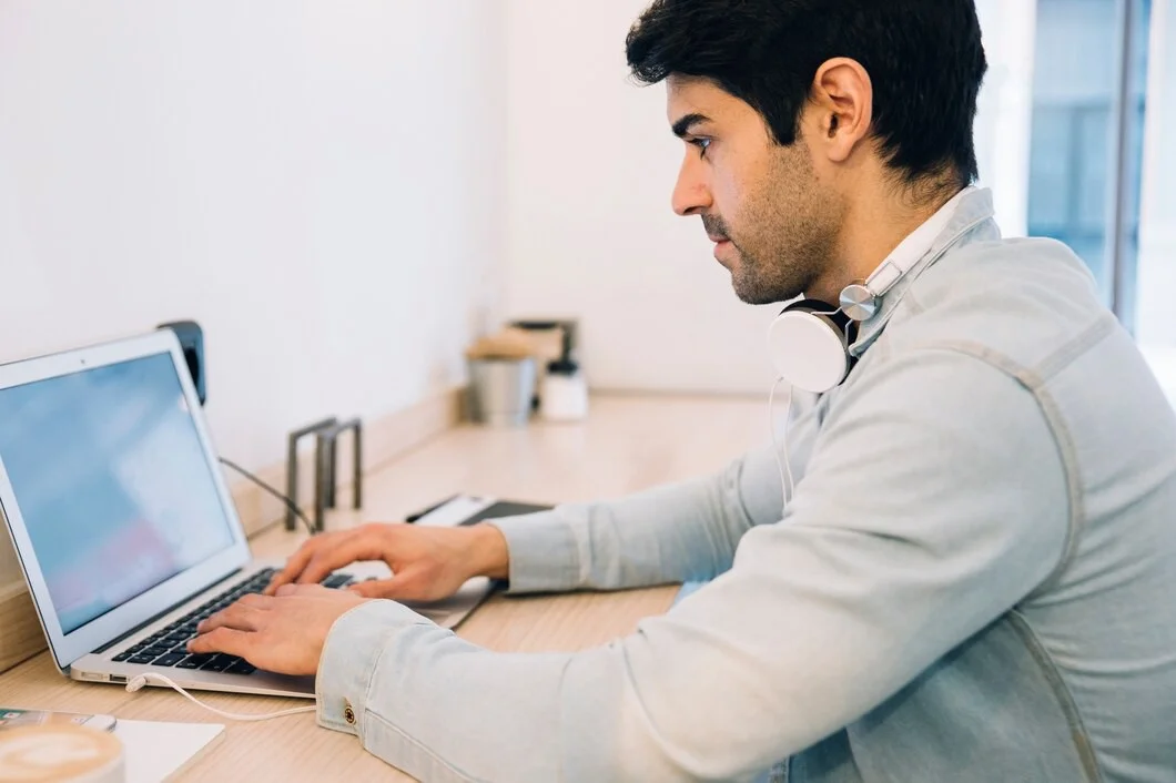 Sedentary Lifestyle and Its Effects on Acne Sedentary Lifestyle and Its Effects on Acne