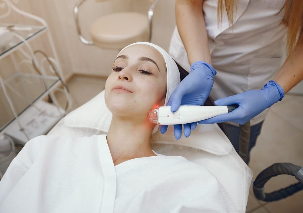 Cosmetology Q-Switched laser