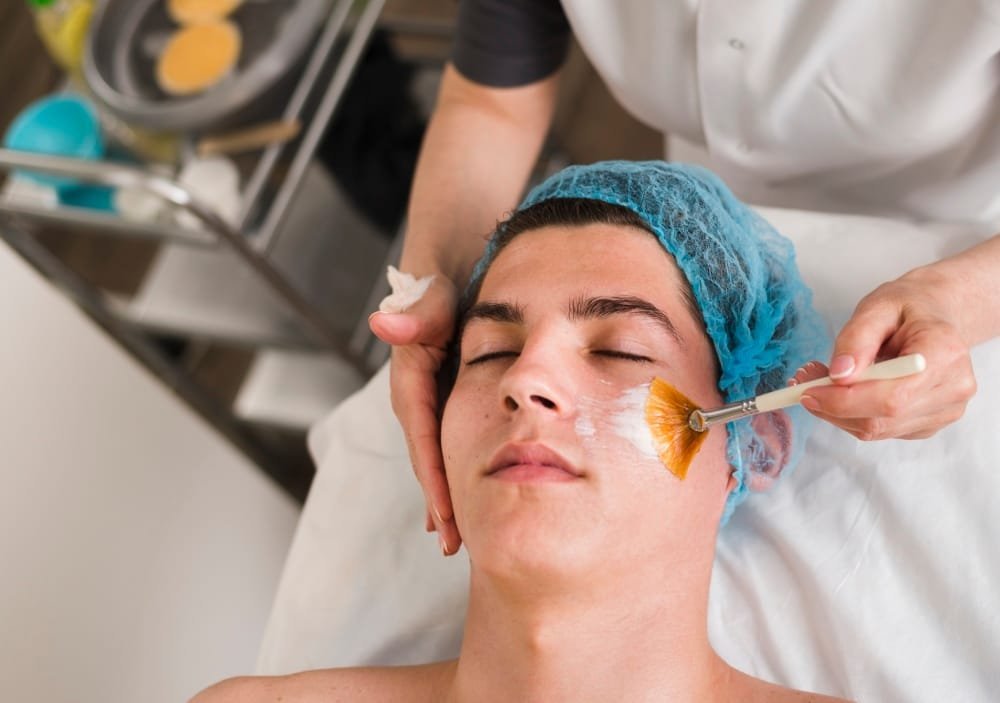 Brightening Peel with Multi-Acid Formula