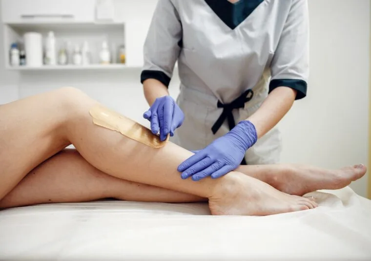 What Are the Pros and Cons of Waxing?