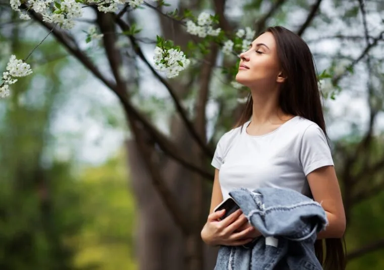 Stress-Free Skin: Prevent Bridal Breakouts with These Calm & Clear Tips!