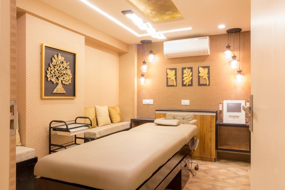 Expanding Services and Technology (2018–2019)